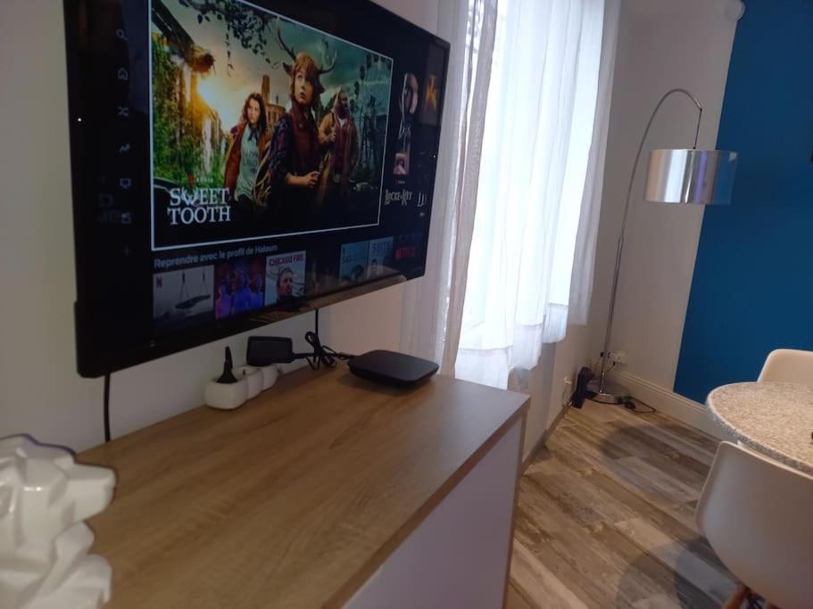 Cosy T2, Meuble De Tourisme 3 Etoiles, Parking Ferme , 2velos, Wi-fi Apartment *