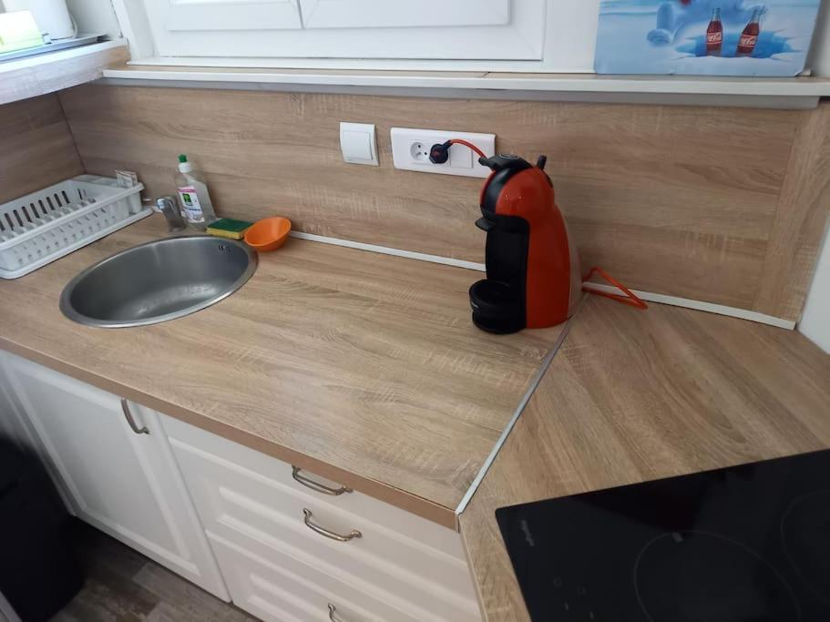 Cosy T2, Meuble De Tourisme 3 Etoiles, Parking Ferme , 2velos, Wi-fi Apartment *